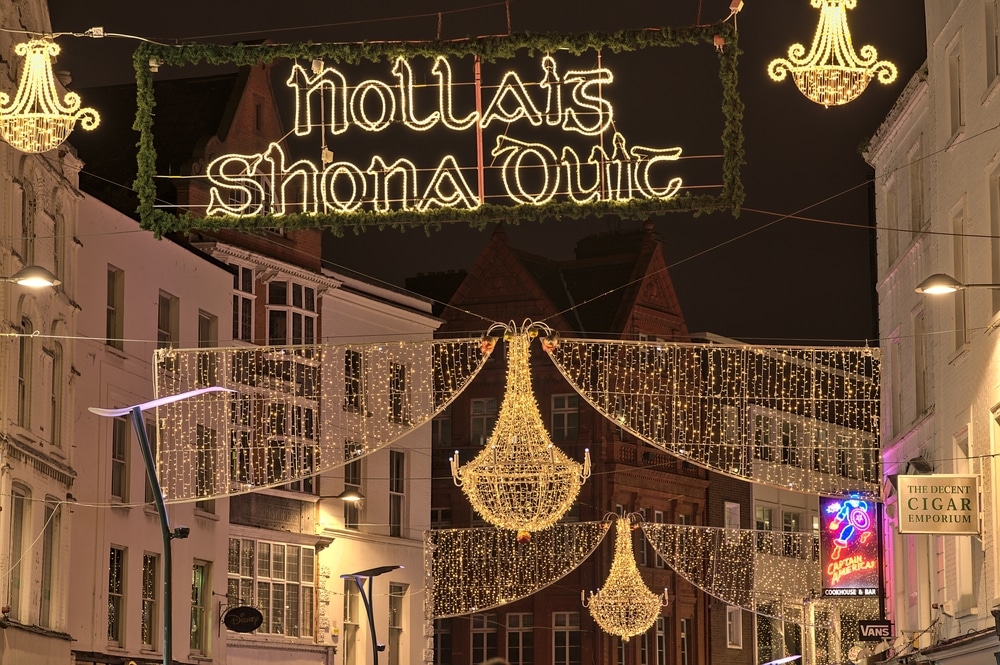 Christmas lights read 'nollaig shona duit', which is Gaelic for 'Merry Christmas'.
